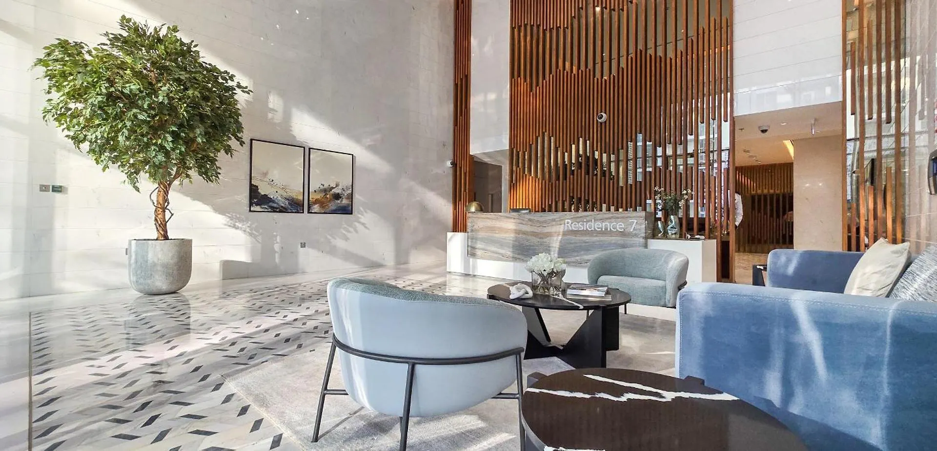 Easygo-Luxury 2Br & Maids Room With Lagoon View Dubai
