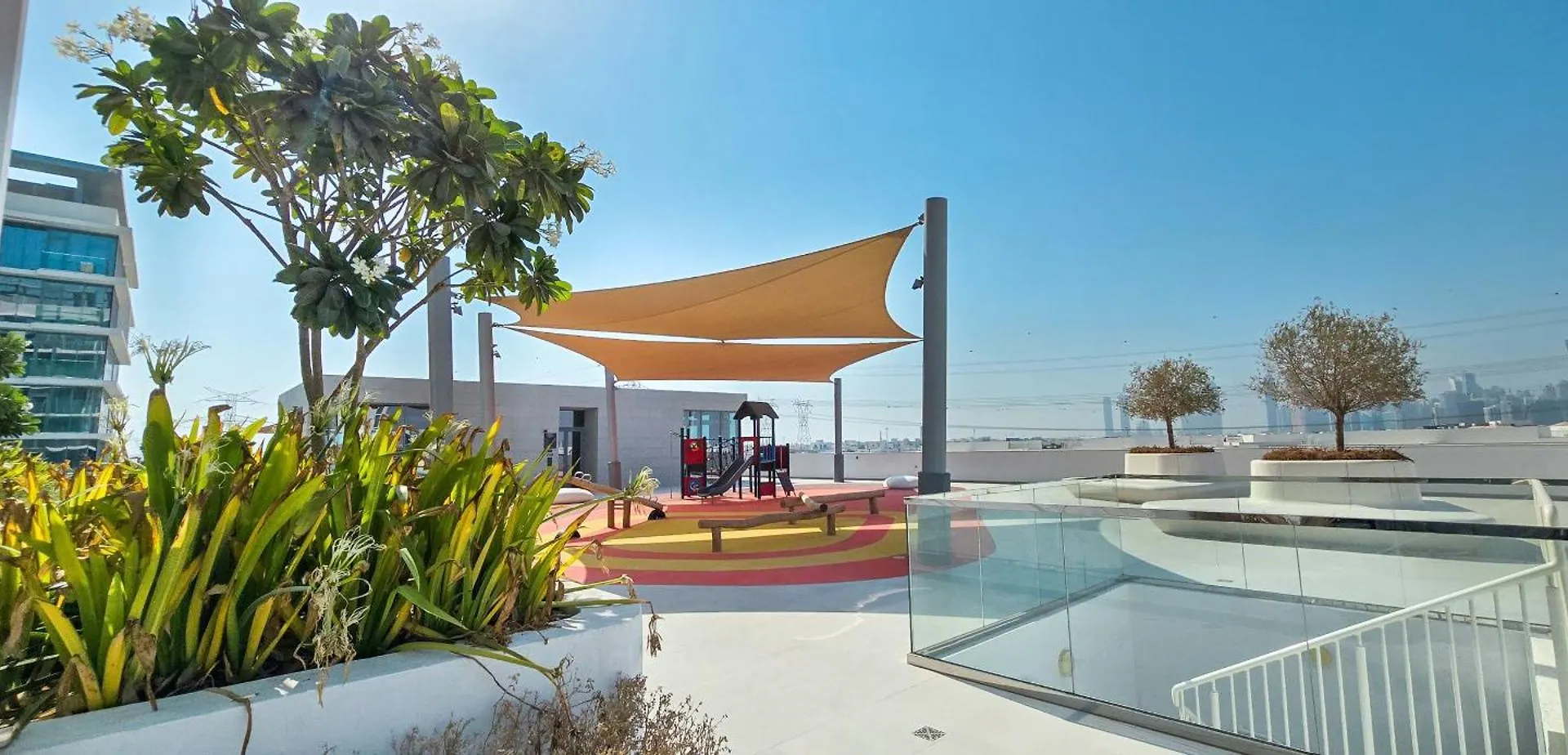 Lägenhet Easygo-Luxury 2Br & Maids Room With Lagoon View Dubai Förenade Arabemiraten