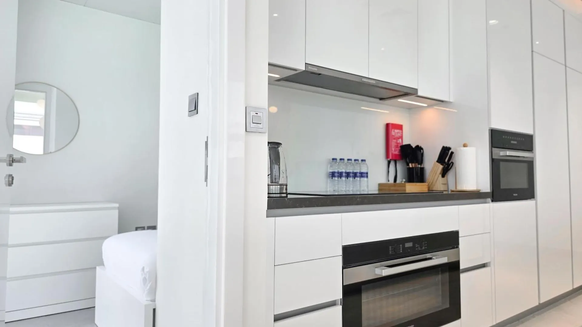 Easygo-Luxury 2Br & Maids Room With Lagoon View Dubai 0*,