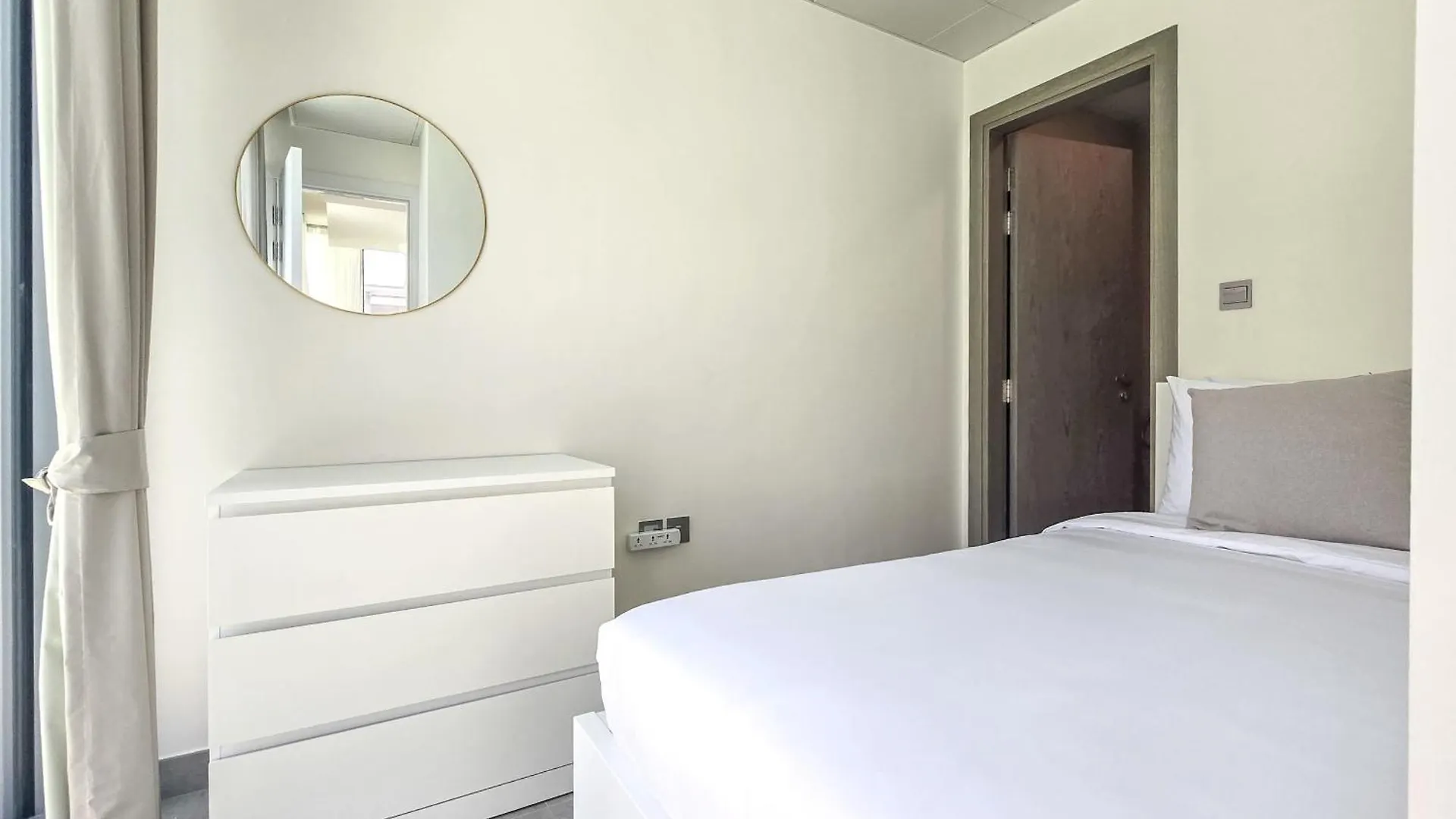 Apartment Easygo-Luxury 2Br & Maids Room With Lagoon View Dubai United Arab Emirates
